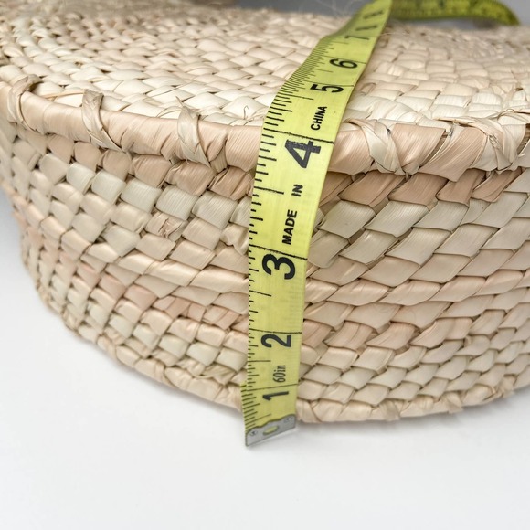 vintage wicker handbag, round wicker purse, vintage wicker purse with strap - Picture 10 of 10